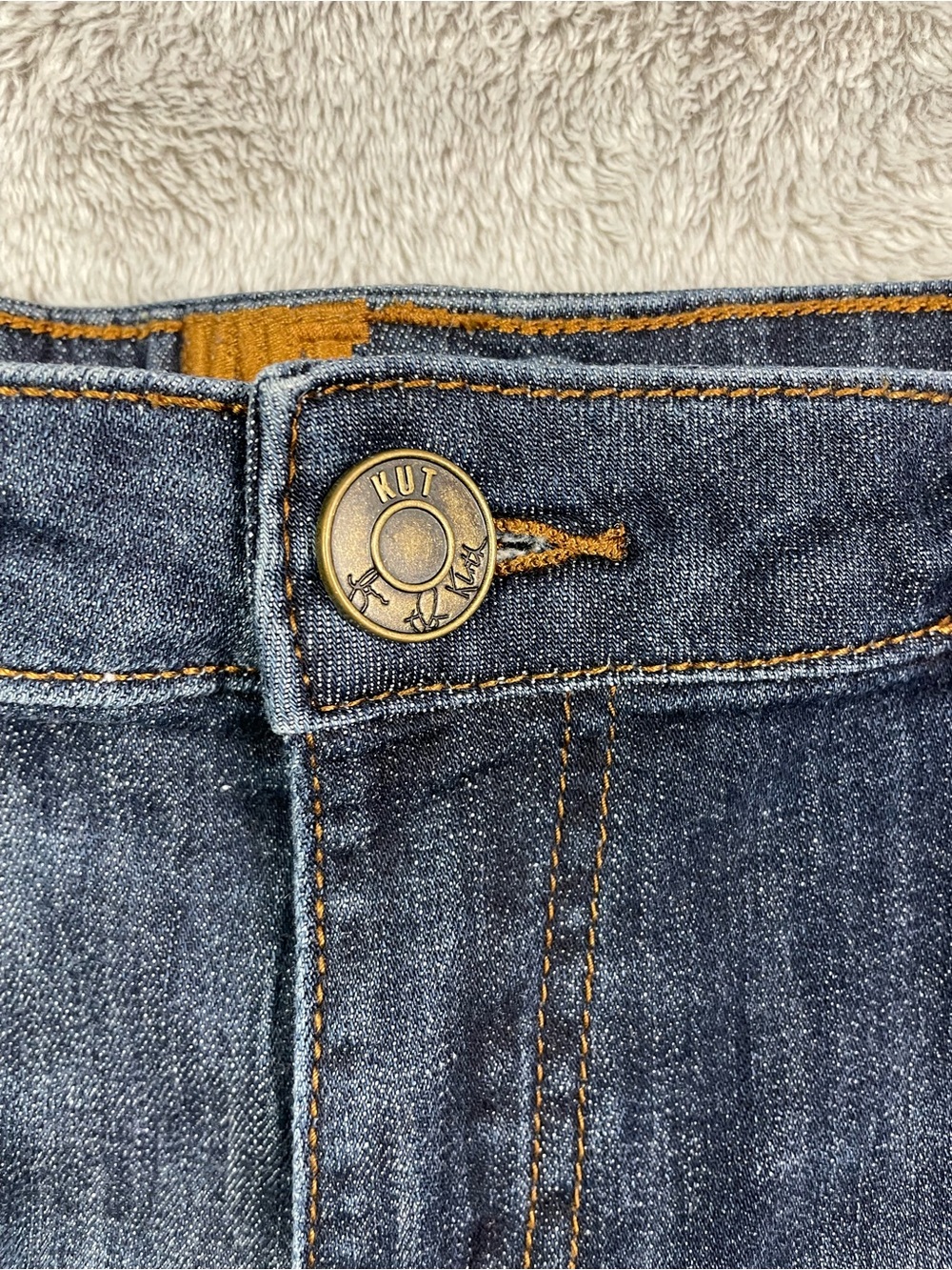 KUT from the Kloth Bardot Crop Skinny Boyfriend Jeans - Dark Wash - Size 8 - Picture 4 of 16